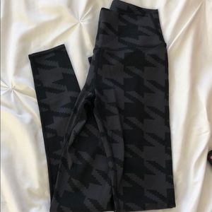 Alo Yoga High Rise Legging-M